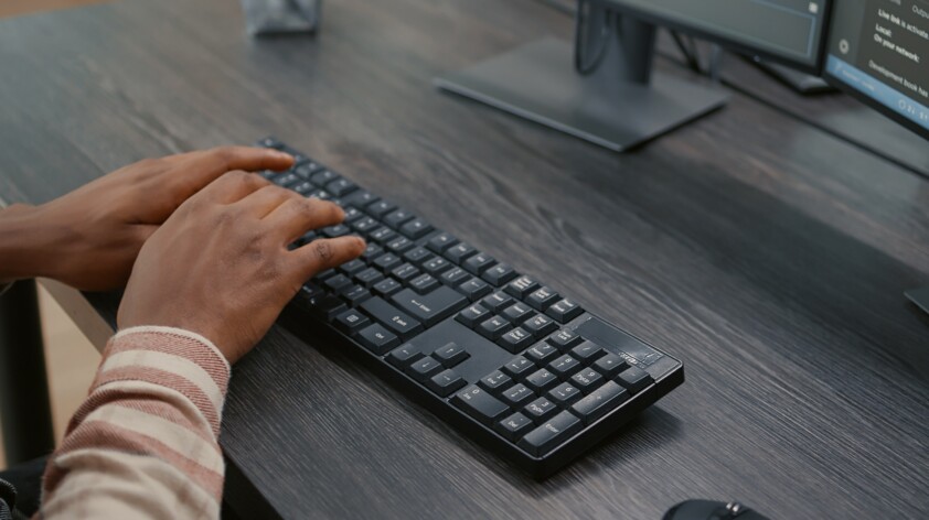 Các Công Cụ Trực Tuyến Miễn Phí Tốt Nhất Để Chuyển Chữ Viết Tay Thành Văn Bản